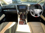 TOYOTA VELLFIRE 2016, L PACKAGE, 3.5Z V6 FULLY LOADED, 7 SEATER, SUNROOF, PEARL WHITE PAINT, BEIGE LEATHER INTERIOR