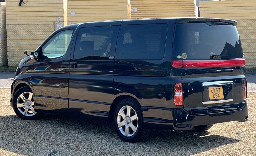 NISSAN ELGRAND 2007, HIGHWAY STAR, 3.5 V6 FULLY LOADED, 8 SEATER, PEARL BLACK PAINT, RED LEATHER INTERIOR
