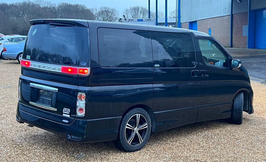NISSAN ELGRAND 2007, HIGHWAY STAR, 2.5 V6 FULLY LOADED, 8 SEATER, PEARL BLACK PAINT, BLACK HALF LEATHER INTERIOR