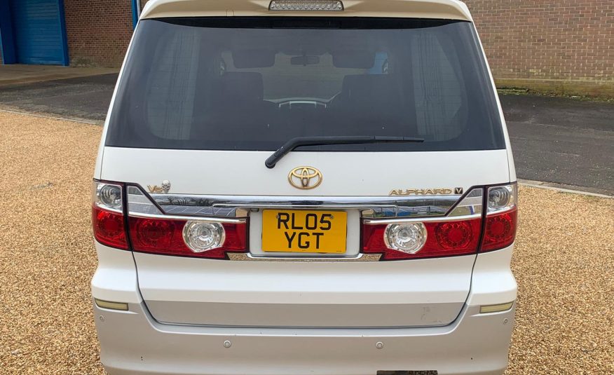 TOYOTA ALPHARD 2005, 3.0 V6 PETROL FULLY LOADED, 8 SEATER, PEARL WHITE PAINT, BEIGE LEATHER INTERIOR