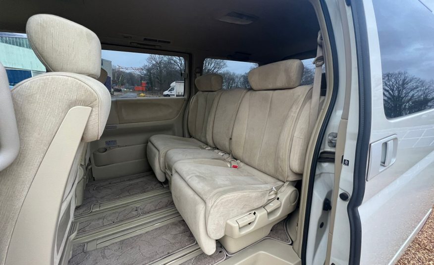 NISSAN ELGRAND 2007, HIGHWAY STAR, 3.5 V6 FULLY LOADED, 8 SEATER, PEARL WHITE PAINT, BEIGE CLOTH INTERIOR