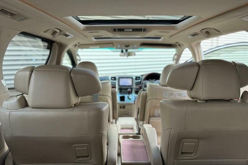 TOYOTA VELLFIRE ALPHARD 3.5 LUXURY PACKAGE 2011 AUTO PETROL