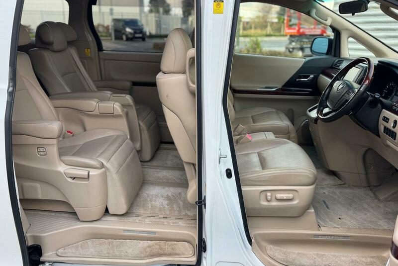 TOYOTA VELLFIRE ALPHARD 3.5 LUXURY PACKAGE 2011 AUTO PETROL