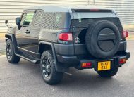 TOYOTA FJ CRUISER LAND CRUISER 2012 PETROL 4.0 V6 FULLY LOADED, 5 SEATER