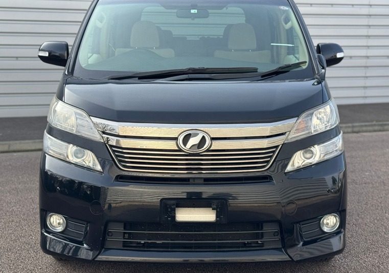 Toyota Alphard Vellfire 2.4 Petrol 2013