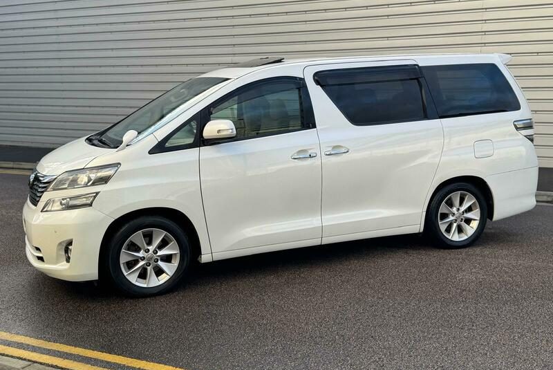 TOYOTA VELLFIRE ALPHARD 3.5 LUXURY PACKAGE 2011 AUTO PETROL