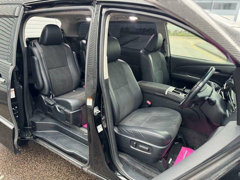 Toyota Estima HYBRID