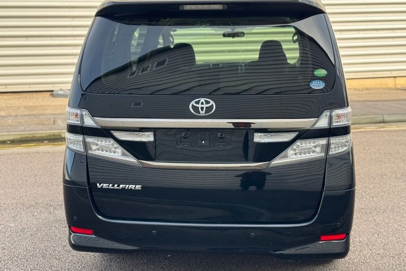 Toyota Alphard Vellfire 2.4 Petrol 2013