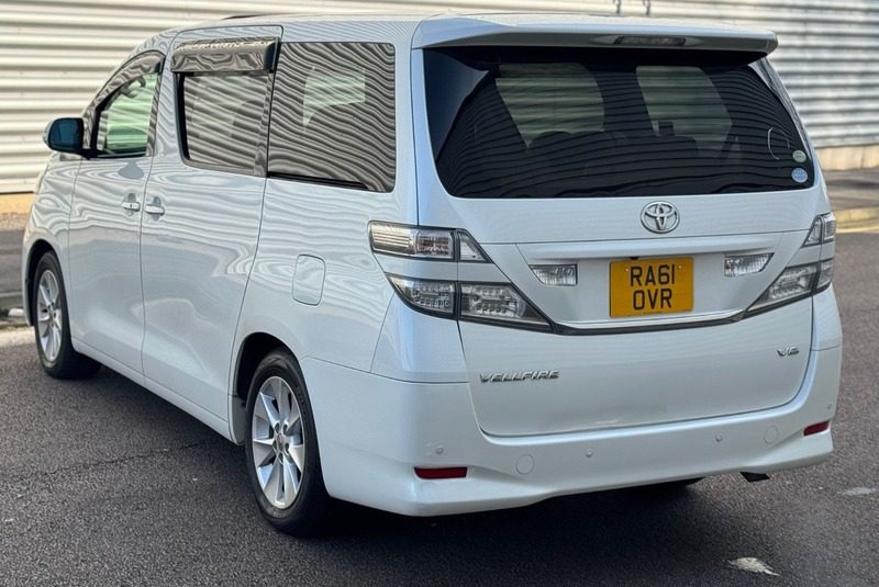 TOYOTA VELLFIRE ALPHARD 3.5 LUXURY PACKAGE 2011 AUTO PETROL