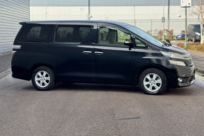 Toyota Alphard Vellfire 2.4 Petrol 2013