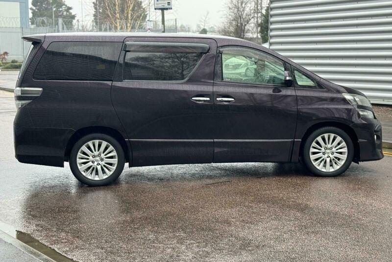 TOYOTA VELLFIRE 2014, 3.5 V6 PETROL 8 SEATER