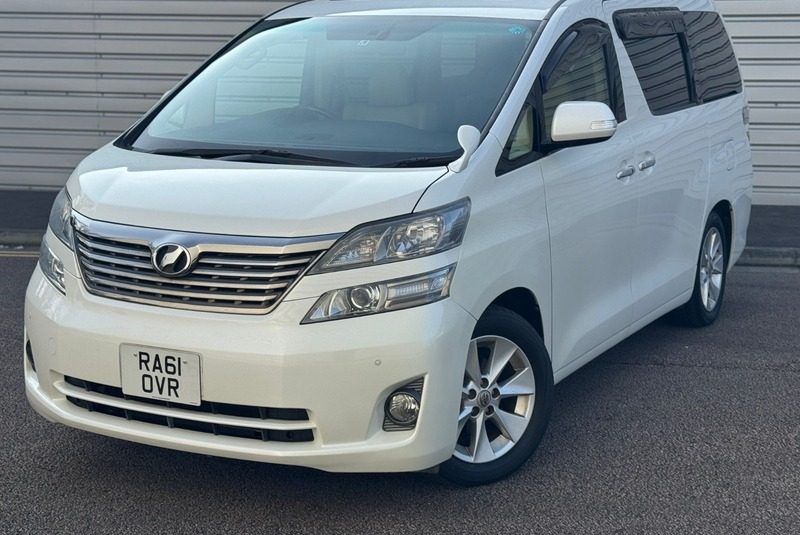 TOYOTA VELLFIRE ALPHARD 3.5 LUXURY PACKAGE 2011 AUTO PETROL