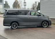 Toyota Vellfire 4X4