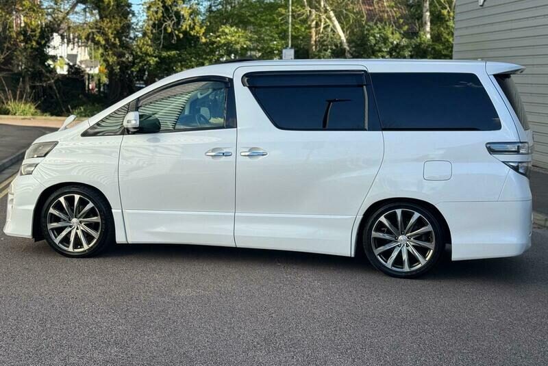 TOYOTA VELLFIRE ALPHARD 2014, G EDITION 3.5 V6 PETROL FULLY LOADED, 7 SEATER