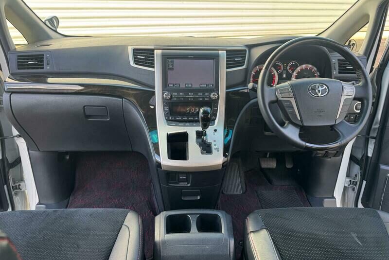 TOYOTA VELLFIRE ALPHARD 2014, G EDITION 3.5 V6 PETROL FULLY LOADED, 7 SEATER