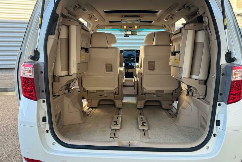 Toyota Alphard Vellfire 3.5 V6 Petrol 2014 Top Spec Reclining Seat Double Sunroof