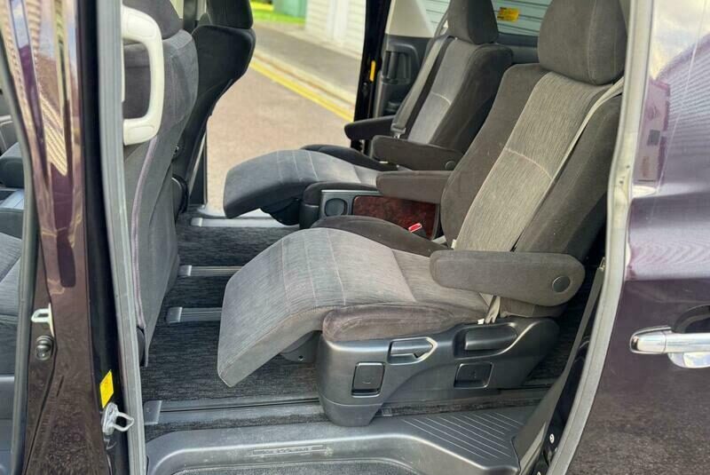 TOYOTA VELLFIRE 2014, Z EDITION 2.4 PETROL, 7 SEATER, ALLOYS, PURPLE