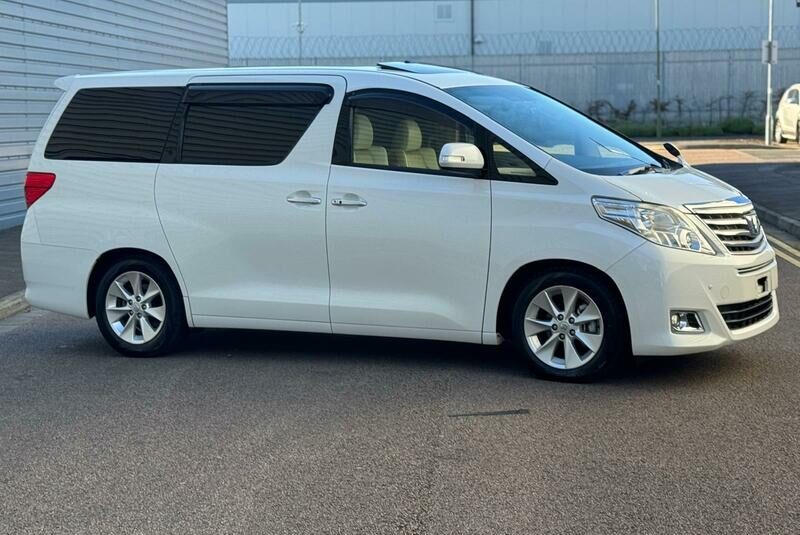 Toyota Alphard Vellfire 3.5 V6 Petrol 2014 Top Spec Reclining Seat Double Sunroof