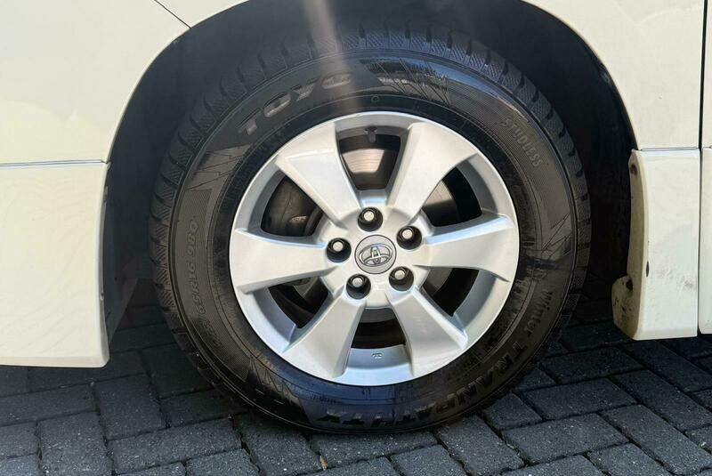 TOYOTA ALPHARD VELLFIRE 2013, PLATINUM, 2.4 PETROL, AUTO, Pearl White