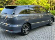 Toyota Estima HYBRID 2013