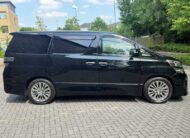TOYOTA VELLFIRE 2013, GOLDEN EYES EDITION 2.4L PETROL, IMMACULATE CONDITION