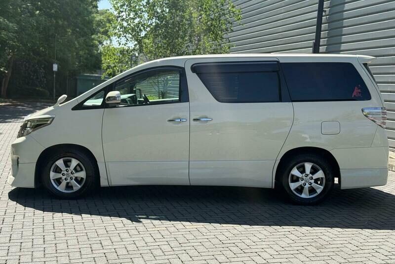 TOYOTA ALPHARD VELLFIRE 2013, PLATINUM, 2.4 PETROL, AUTO, Pearl White