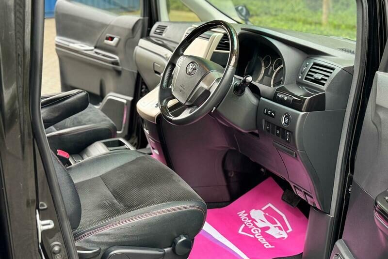 TOYOTA VELLFIRE 2014 VELLFIRE ALPHARD, GOLDEN EYES EDITION 2.4L PETROL, MINT CON
