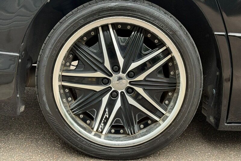 Toyota Vellfire Golden TOYOTA VELLFIRE 2014, GOLDEN EYES EDITION 2.4L PETROL