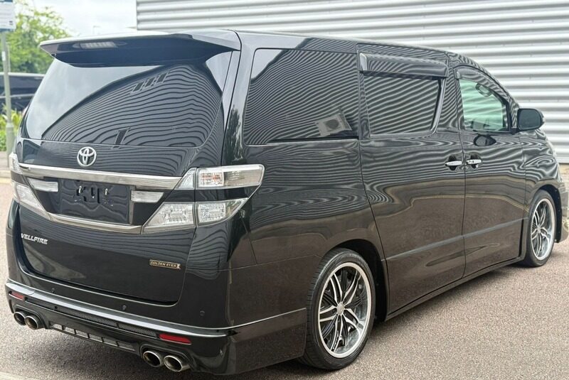 Toyota Vellfire Golden TOYOTA VELLFIRE 2014, GOLDEN EYES EDITION 2.4L PETROL