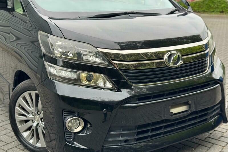 TOYOTA VELLFIRE 2014 VELLFIRE ALPHARD, GOLDEN EYES EDITION 2.4L PETROL, MINT CON