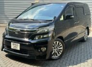 TOYOTA VELLFIRE 2013, GOLDEN EYES EDITION 2.4L PETROL, IMMACULATE CONDITION