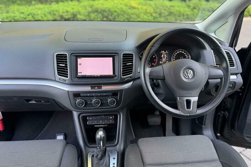 2013 Volkswagen Sharan 1.4 TSI BlueMotion Tech 5dr ** ULEZ Compliant ** Low