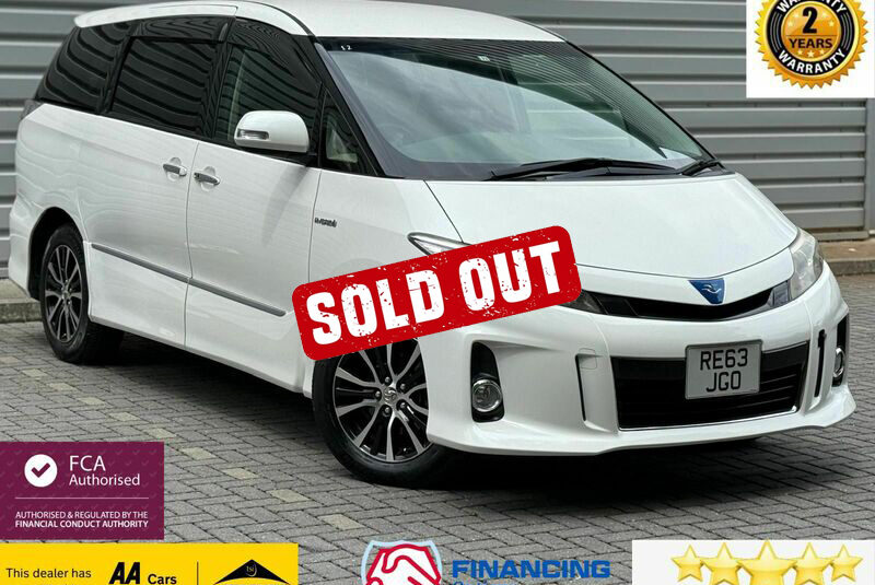 TOYOTA ESTIMA Hybrid 2.4 petrol Facelift model immaculate 2013 Leather and suede