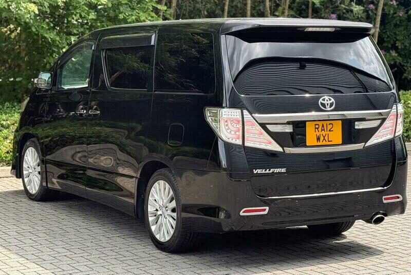 TOYOTA VELLFIRE 2012, 2.4 PETROL, FULLY LOADED, 7 SEATER, SPORTY LOOKS