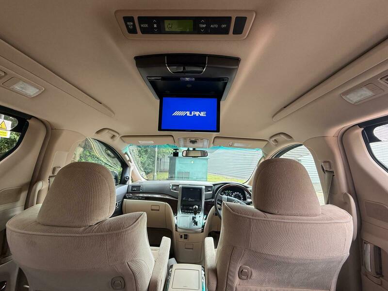 TOYOTA ALPHARD 2014, 2400 CC PETROL FRESH IMPORT HIGHLY SPEC