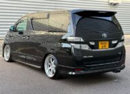 Toyota Vellfire 2010- Luxury Package