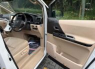 Toyota Alphard Luxury Business Edition 2012 – Top SPEC ULEZ