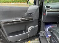 Toyota Alphard Luxury Business Edition 2012 – Mint Condition