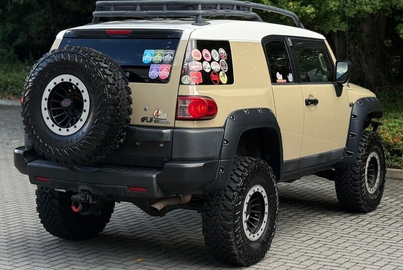 Toyota FJ Cruiser 2012