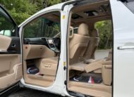 Toyota Alphard Luxury Business Edition 2012 – Top SPEC ULEZ