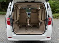 Toyota Alphard Luxury Business Edition 2012 – Top SPEC ULEZ
