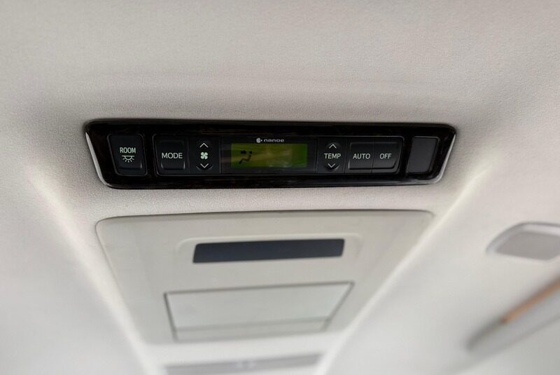 Toyota Alphard Luxury Business Edition 2012 – Mint Condition