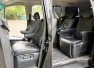 Toyota Alphard Luxury Business Edition 2012 – Mint Condition