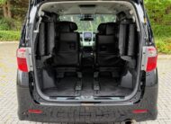 Toyota Alphard Luxury Business Edition 2012 – Mint Condition