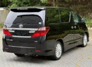 Toyota Alphard Luxury Business Edition 2012 – Mint Condition