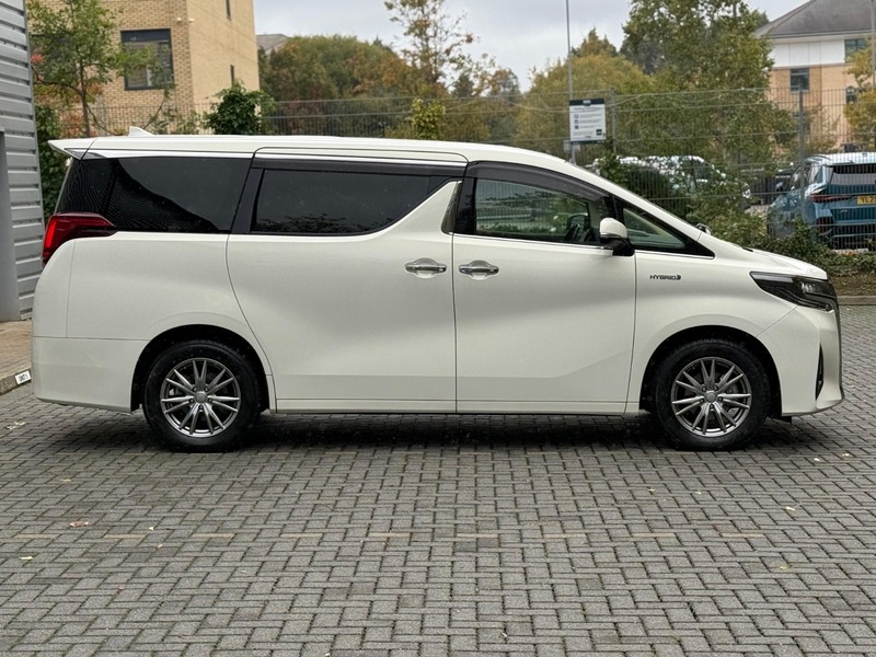 Toyota Alphard 2.5L Hybrid