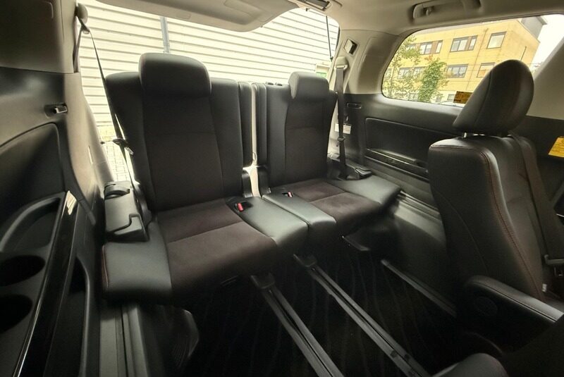 Toyota Vellfire Golden Eyes 2013
