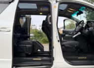 Toyota Vellfire Golden Eyes 2013