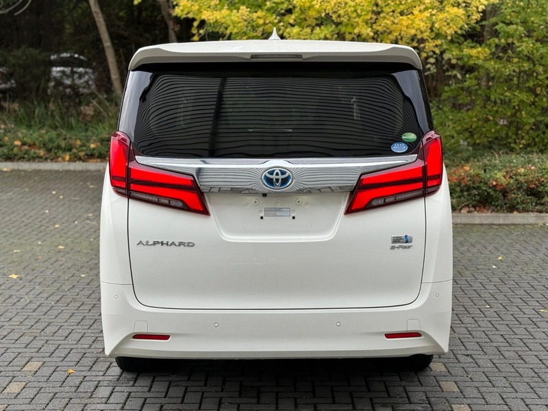 Toyota Alphard 2.5L Hybrid