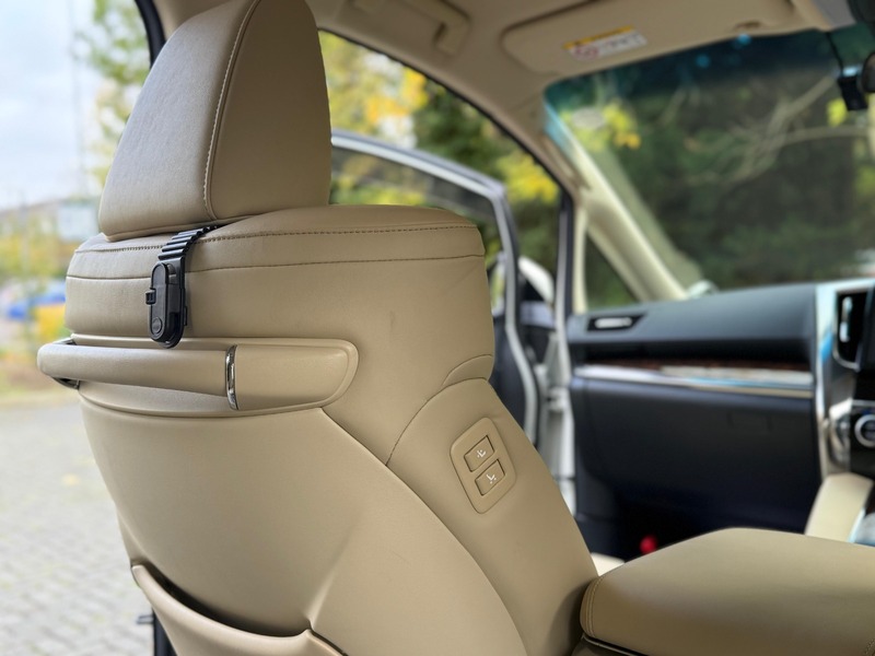 Toyota Alphard 2.5L Hybrid